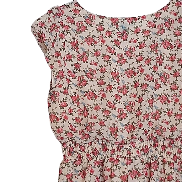 Forever 21 Floral Smocked Babydoll Top - Picture 7 of 16